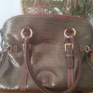 Dooney & Bourke Bags - Purse Dooney & Bourke Bags - Purse